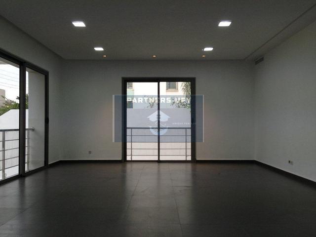Villa à usage bureaux  construite sur deux niveaux à louer - Casablanca — 3