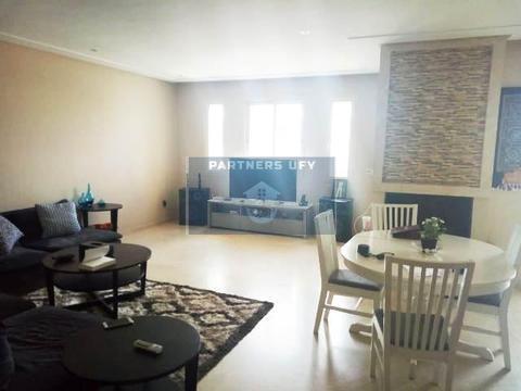 Bel appartement à louer en résidence fermée