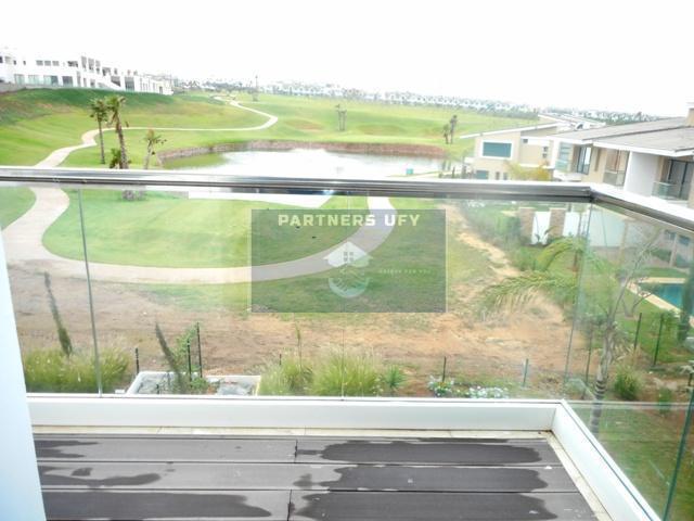 Appartement moderne avec terrasse à louer en résidence fermée — 4