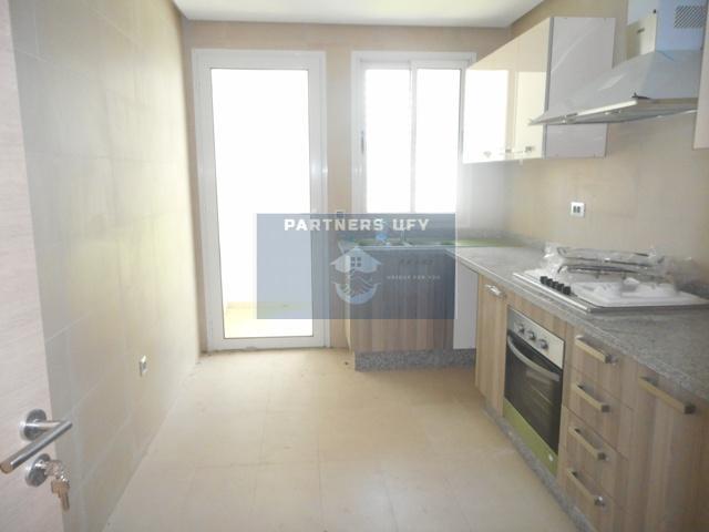 Appartement neuf à louer vide ou meublé en plein Bouskoura- VILLE VERTE — 3