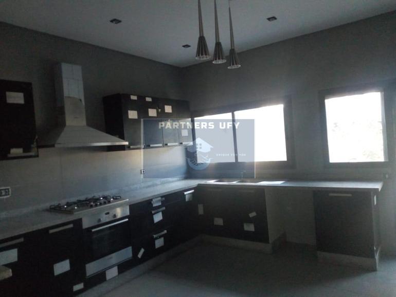 فيلا 700 م² في Bouskoura Golf City — 7