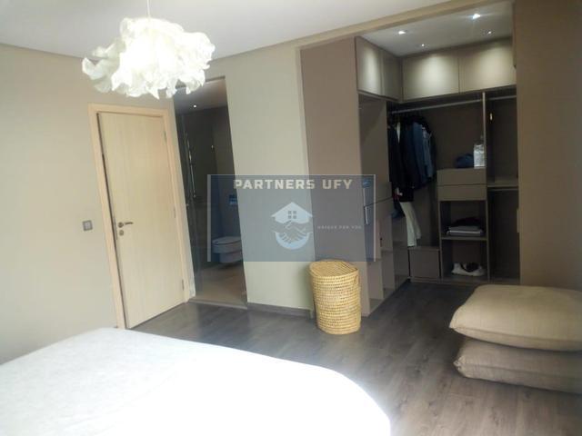 Appartement moderne avec belle terrasse à vendre au centre ville — 3