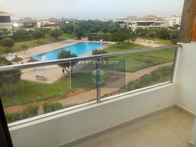 Appartement moderne à louer meublé en résidence fermée-Bouskoura