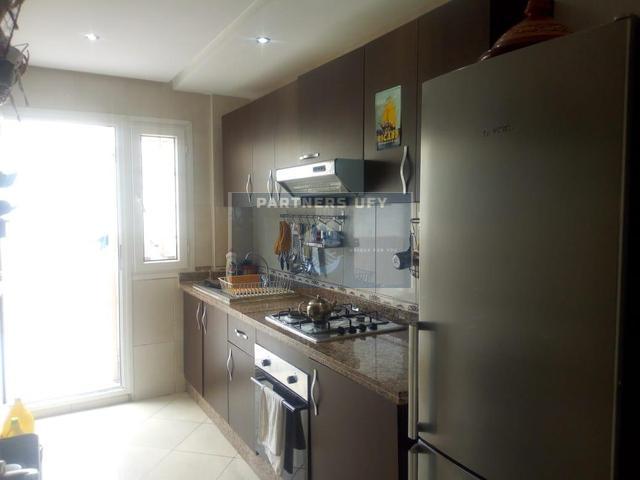 Appartement moderne avec belle terrasse à vendre au centre ville — 5