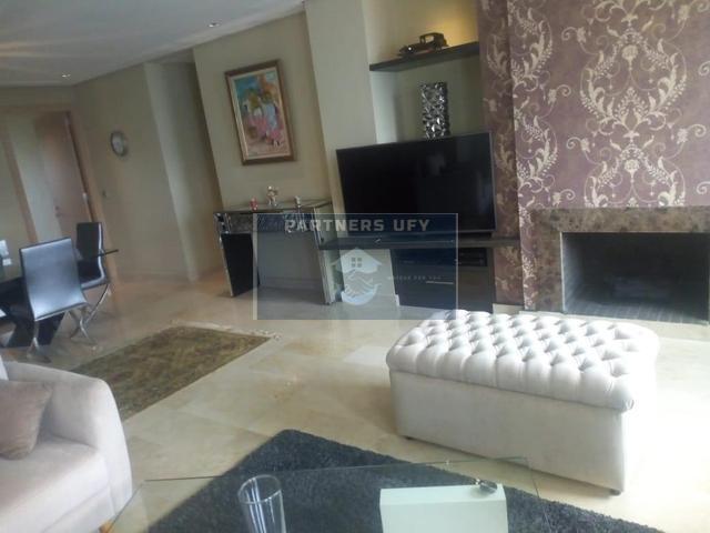 Appartement moderne à louer meublé en résidence fermée-Bouskoura — 3