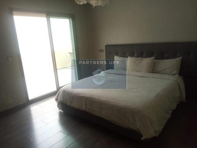 Appartement moderne avec belle terrasse à vendre au centre ville — 4