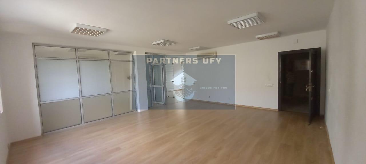 Bureau moderne à louer en plein boulevard d'Anfa - Casablanca — 3