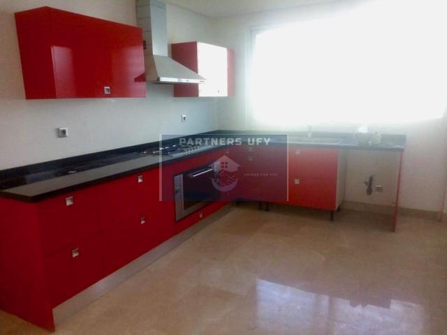 Villa front golf à louer - BOUSKOURA — 5