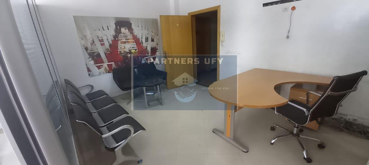 BUREAU A LOUER SUR ZERKTOUNI COTE BOULEVARD ANFA — 4