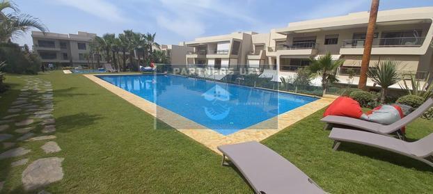 JOLI APPARTEMENT A BOUSKOURA AVEC VUE SUR PISCINCE — 3