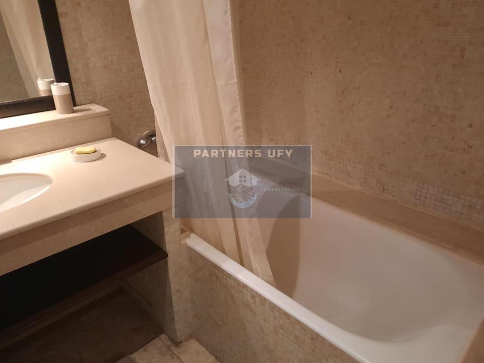 LOCATION D'UN SUBLIME STUDIO MEUBLE ET SPACIEUX A GAUTHIER — 5