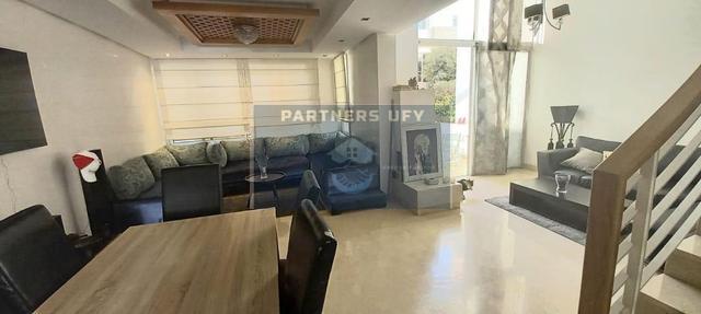 LOCATION D'UN SUBLIME DUPLEX A BOUSKOURA