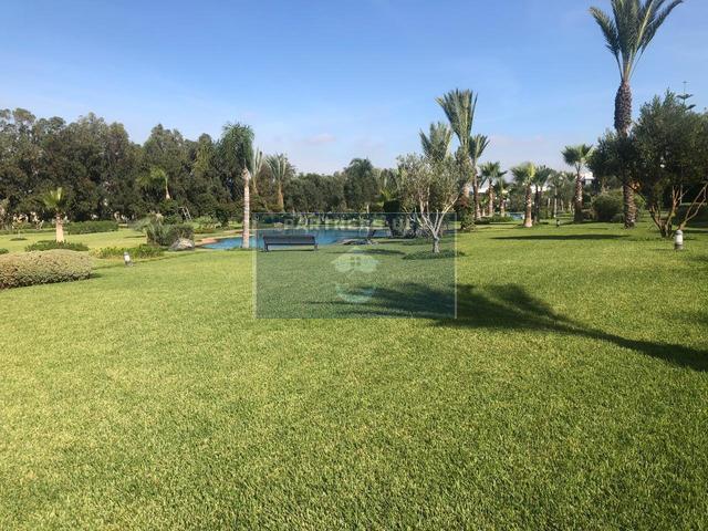 ÉLÉGANT APPARTEMENT EN LOCATION A BOUSKOURA