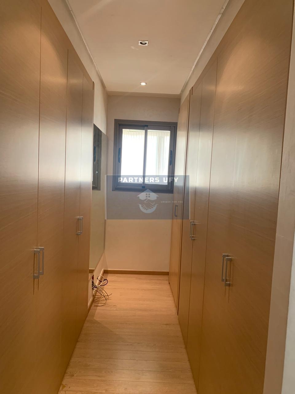 فيلا 700 م² في Bouskoura Golf City — 9