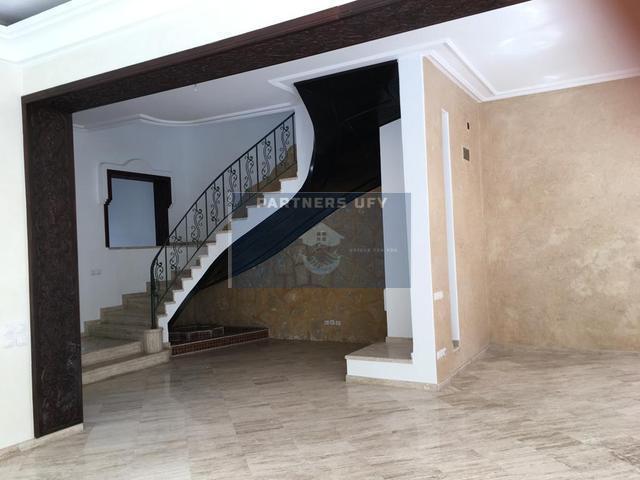 SUPER BELLE VILLA ENSOLEILLÉE SITUÉE A AIN DIAB — 4