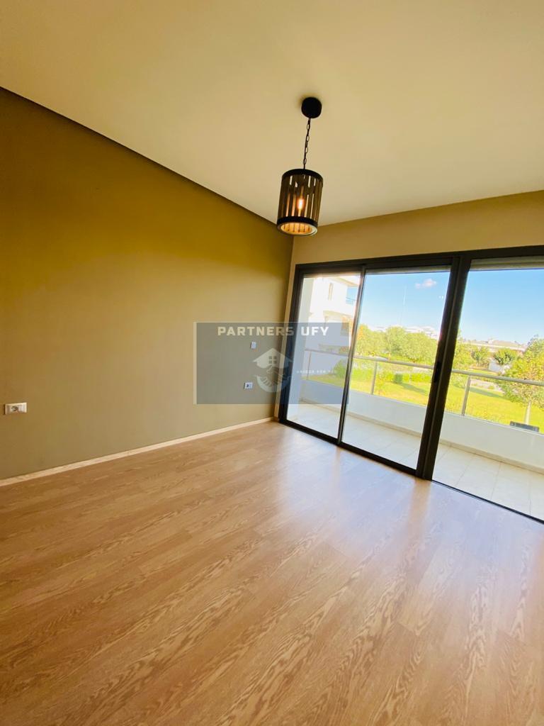 BOUSKOURA - LOCATION D'UN BEL APPARTEMENT FRONT GOLF — 5