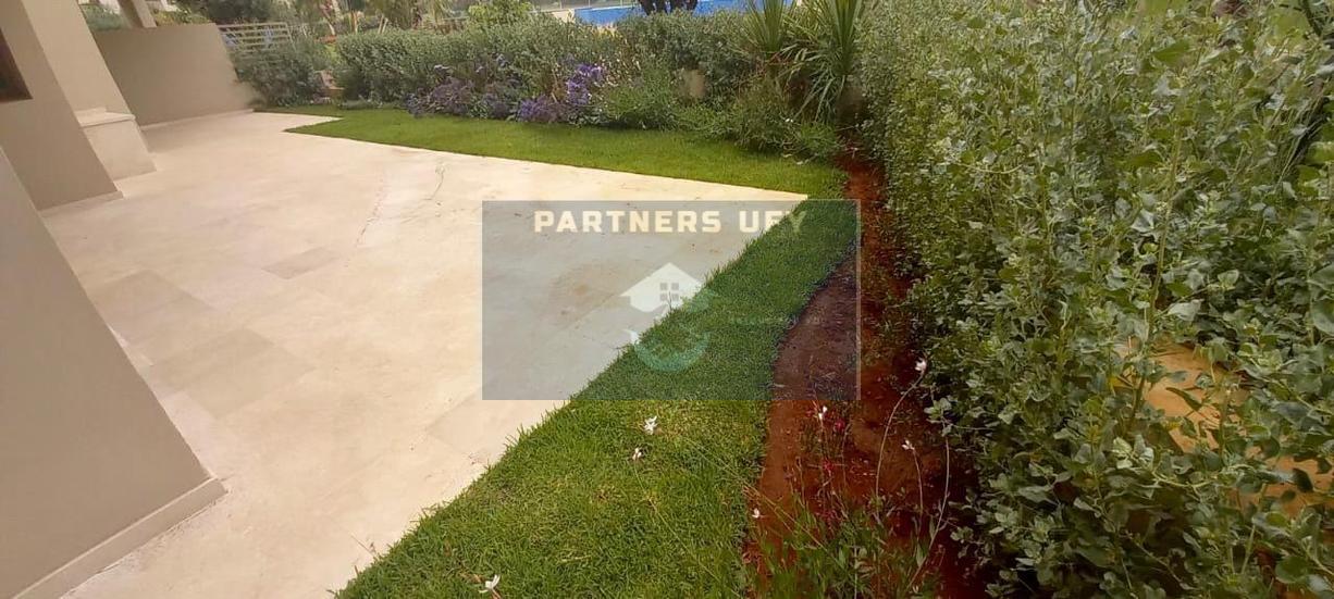 Joli appartement en rez de jardin Bouskoura ville verte — 2