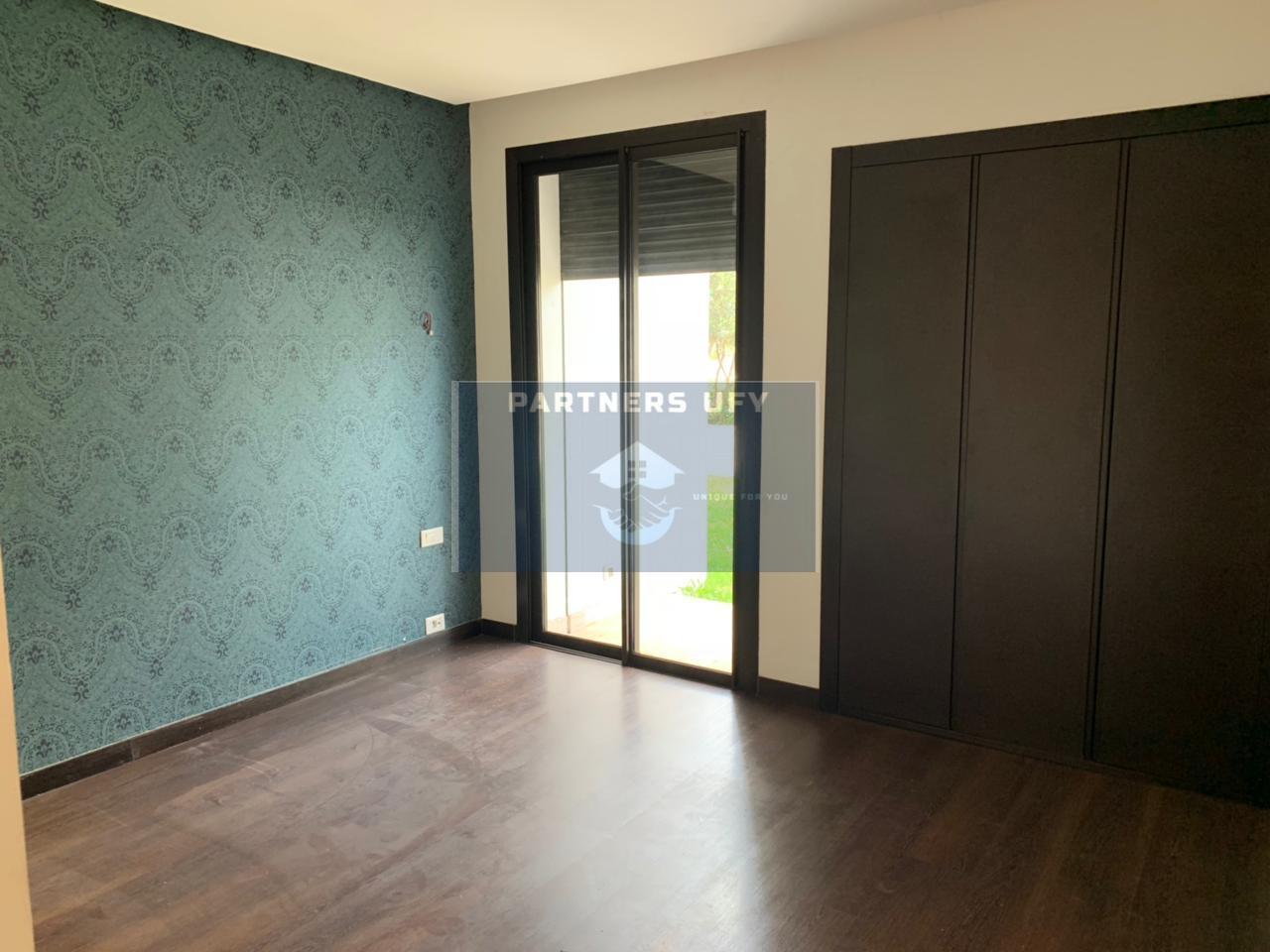 Duplex moderne avec beau jardin  á louer en plein Bouskoura — 6