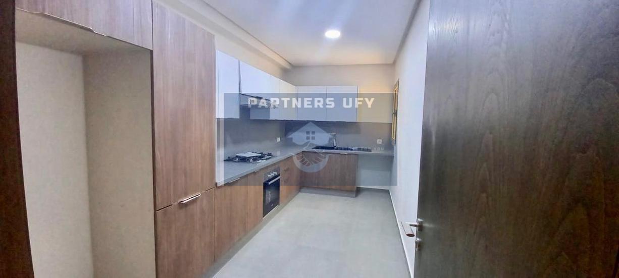 Joli appartement en rez de jardin Bouskoura ville verte — 3