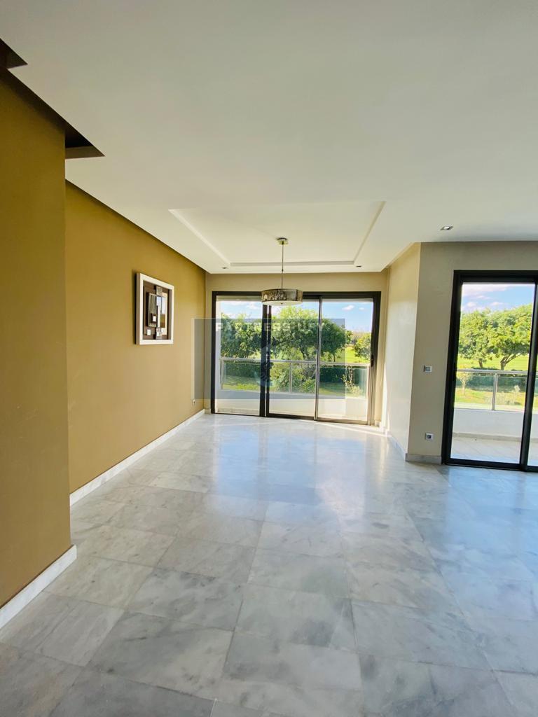 BOUSKOURA - LOCATION D'UN BEL APPARTEMENT FRONT GOLF