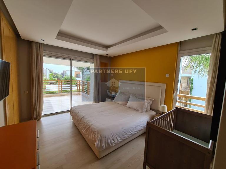 Villa 640 m² à Bouskoura — 8