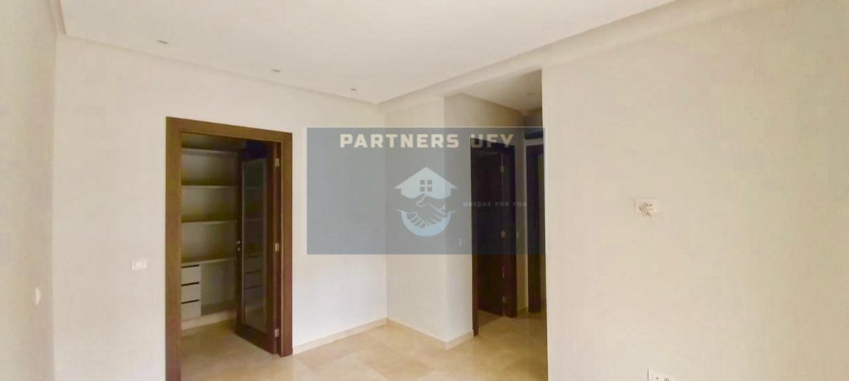 Joli appartement en rez de jardin Bouskoura ville verte — 5