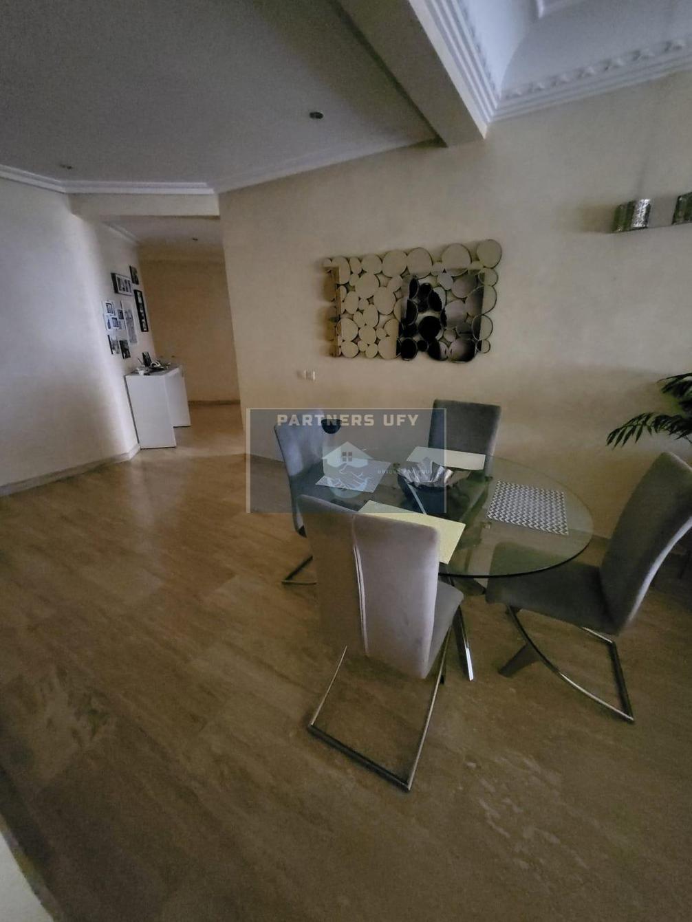 VENTE D'UN LUXUEUX APPARTEMENT DANS UNE RESIDENCE SECURISEE AVEC JARDIN A SIDI MAAROUF — 3