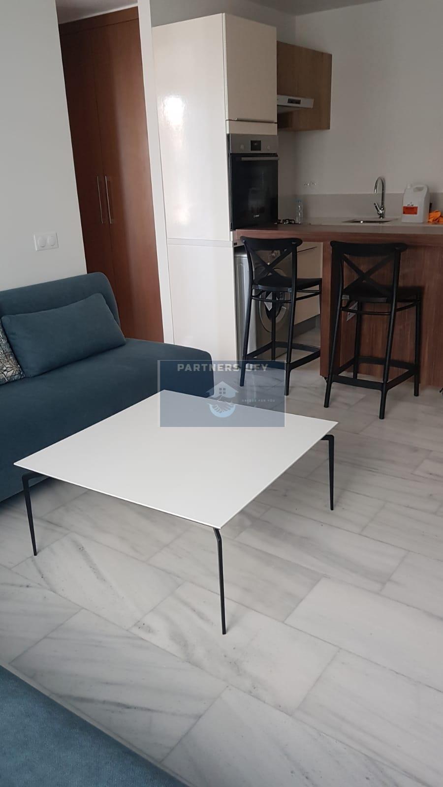 CASA  - FINANCE CITY - LOCATION D'UN LUXUEUX STUDIO MEUBLE — 6