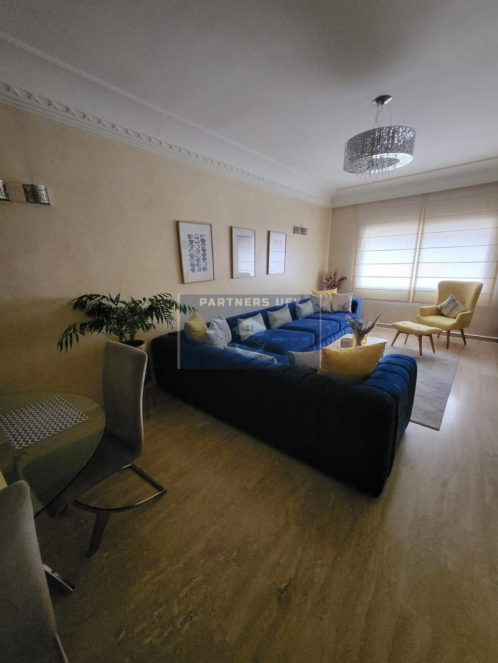 VENTE D'UN LUXUEUX APPARTEMENT DANS UNE RESIDENCE SECURISEE AVEC JARDIN A SIDI MAAROUF — 2