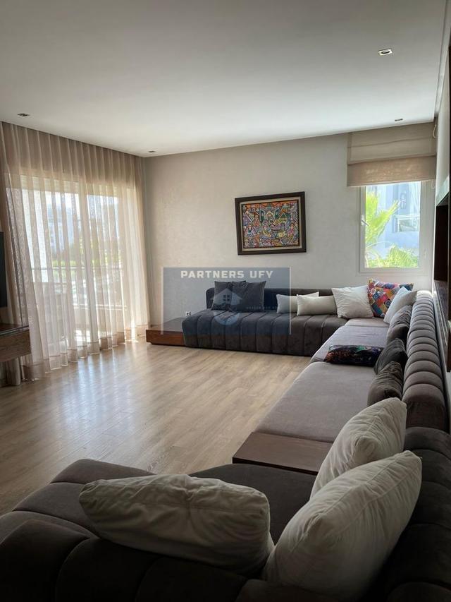 Appartement moderne  à louer  vide sur Bouskoura Golf City. — 3