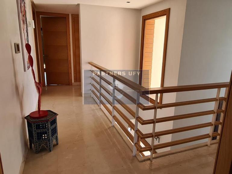Villa 450 m² à Casa Green Town — 10