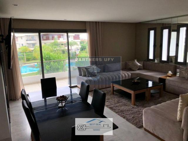 Luxueux appartement avec jolie terrasse en résidence sécurisée - BOUSKOURA.  