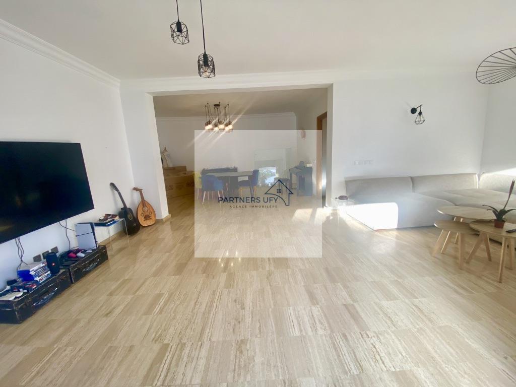 Bel appartement ensoleillé  à louer  Ain diab — 6