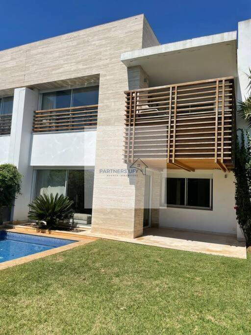 Magnifique Villa à louer vide en plein Bouskoura ville verte — 5