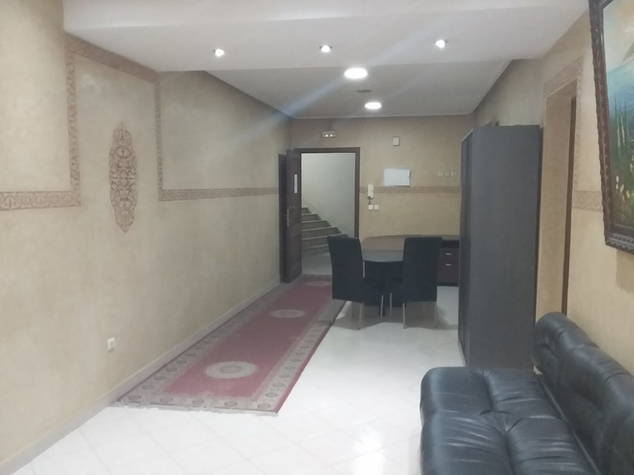 Bureau 80 m² — 4