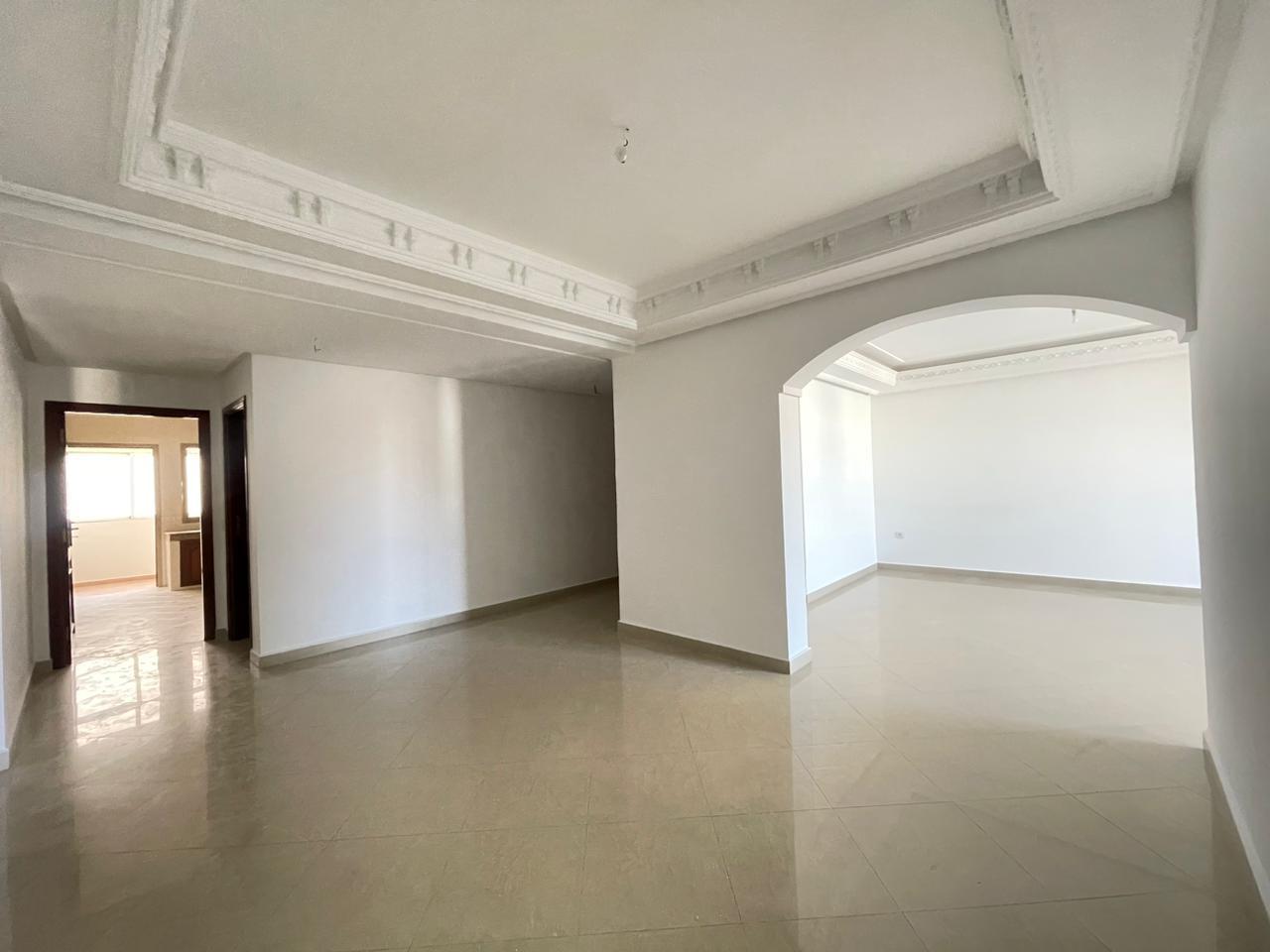 Appartement vide de 170m² à Iberia en location — 2