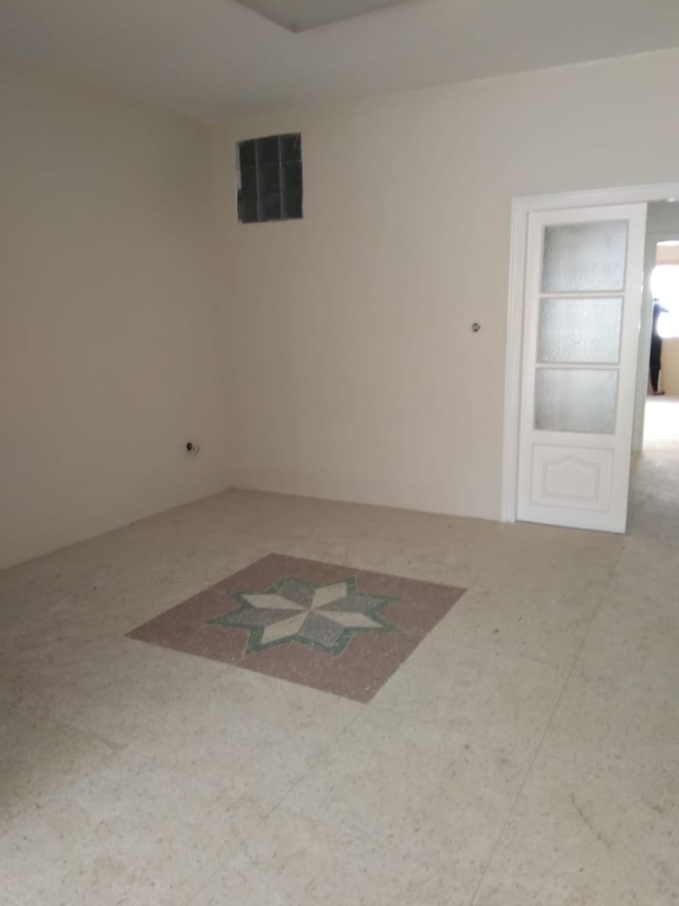 Bureau à louer 150 m² — 5