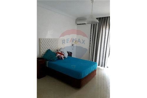 villa à vendre  500 m² — 4
