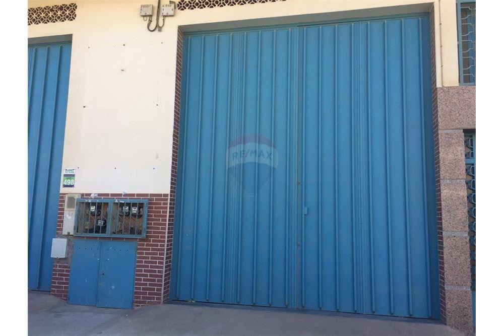 Magasin 300 m2 à louer