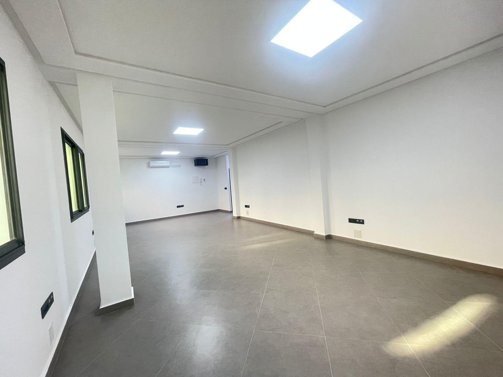 Bureau 50 m² à Bni Makada — 2