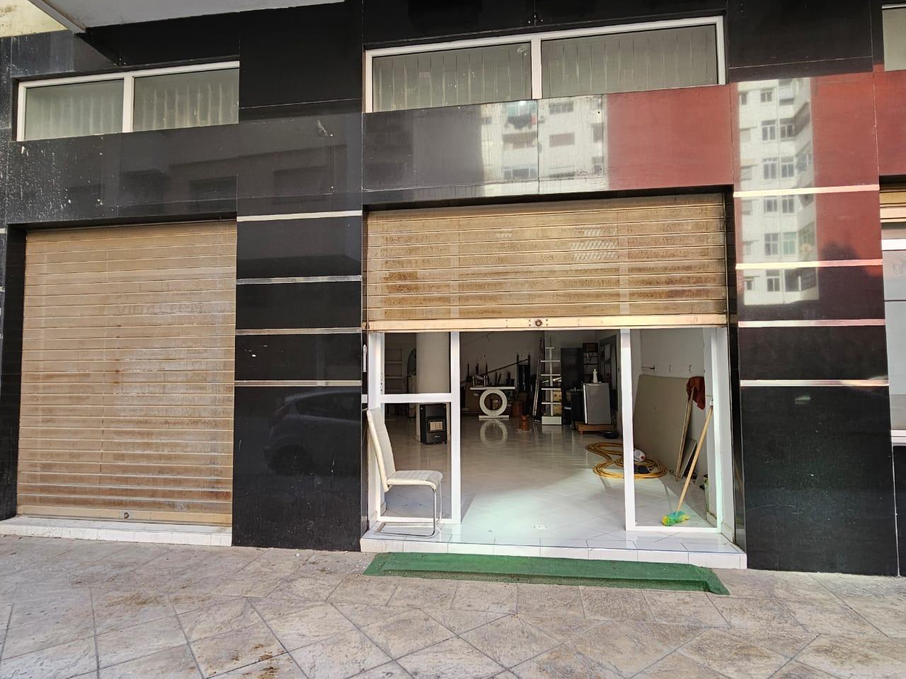 Local Commercial en location au centre ville — 2