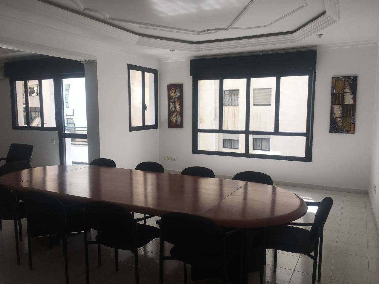 Bureau 180 m²