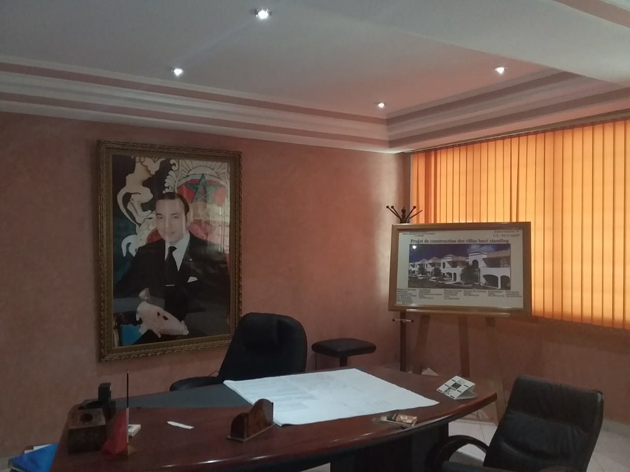 Bureau 80 m² — 2