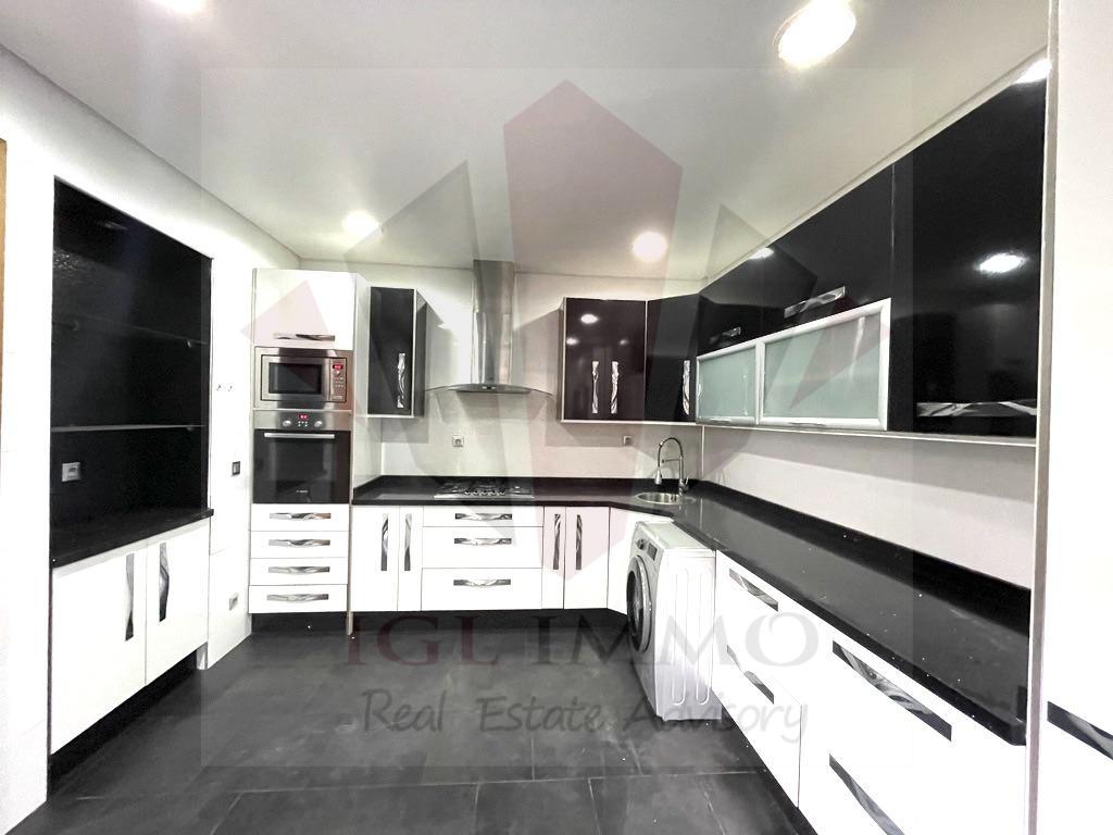 Villa 350 m² à Bouskoura Golf City — 8