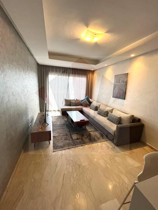 Magnifique studio neuf et meublé de 54m2 au quartier Oasis — 2