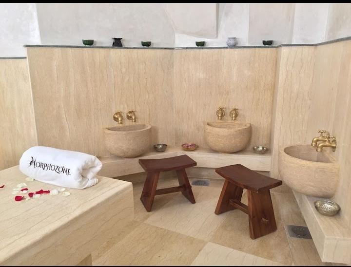 BELLE VILLA USAGE COMMERCIAL A MARRAKECH — 3