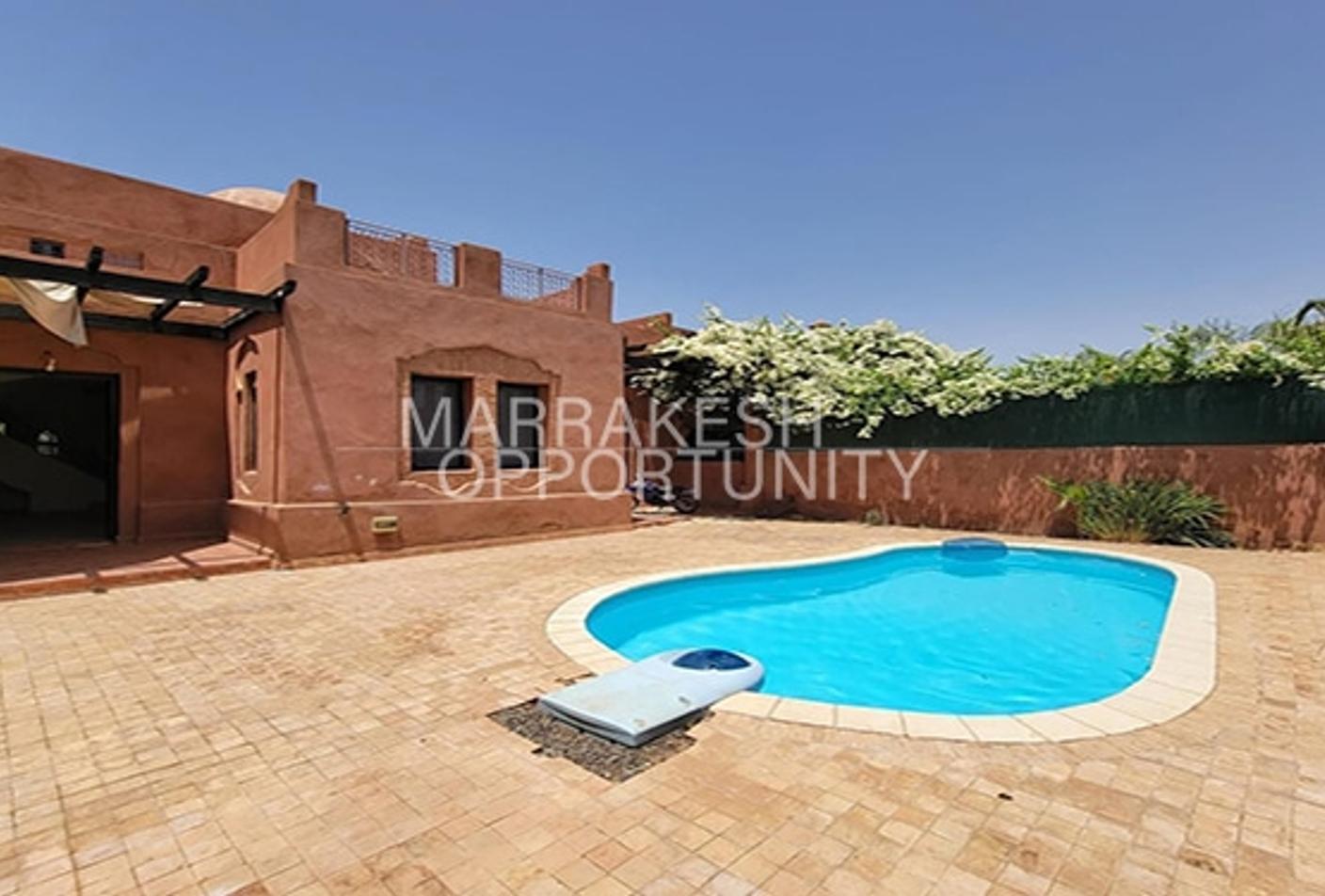 Location Villa vide situé à la Palmeraie