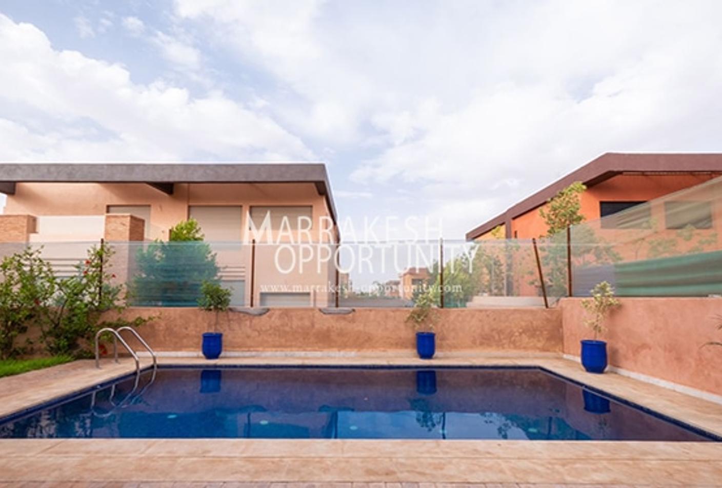 Location courte durée d'une belle villa meublée sur route d'Ourika — 4