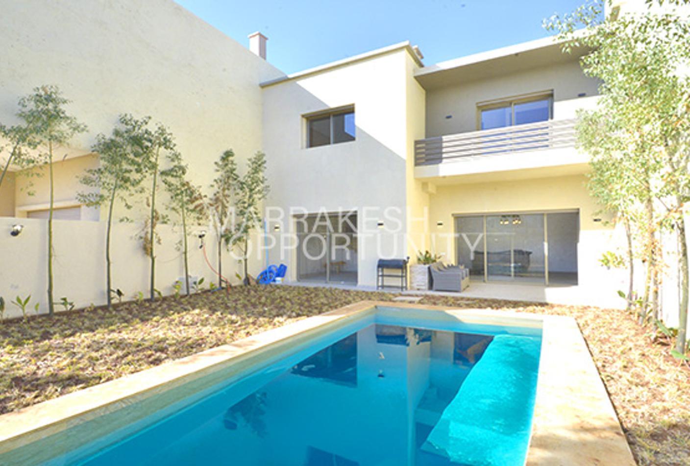 Jolie Villa Meublée avec piscine en vente sur la route de casa — 4