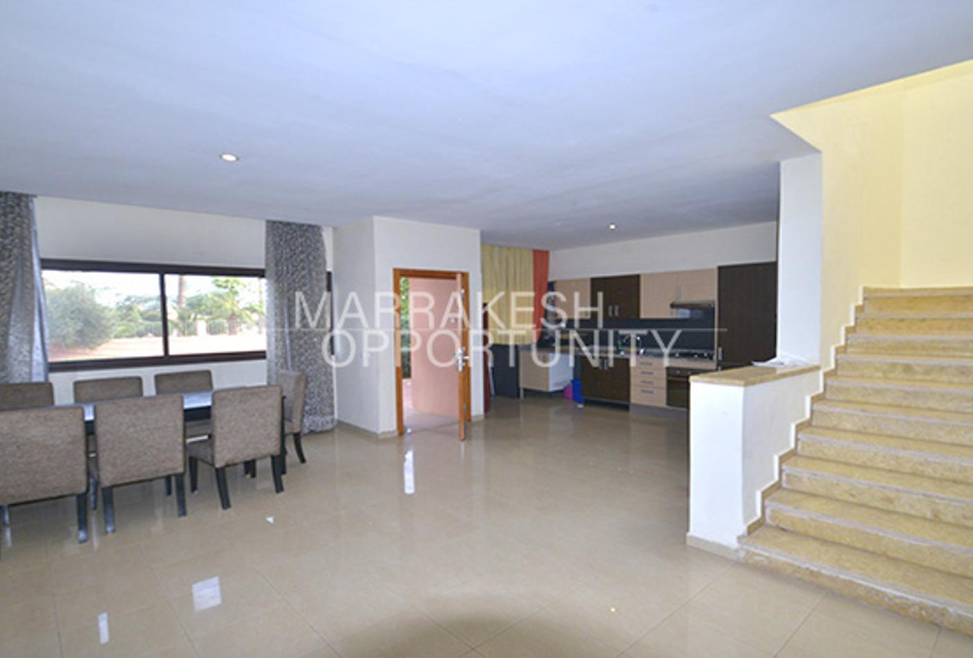 Vente  Jolie Villa meublée à Agdal — 4